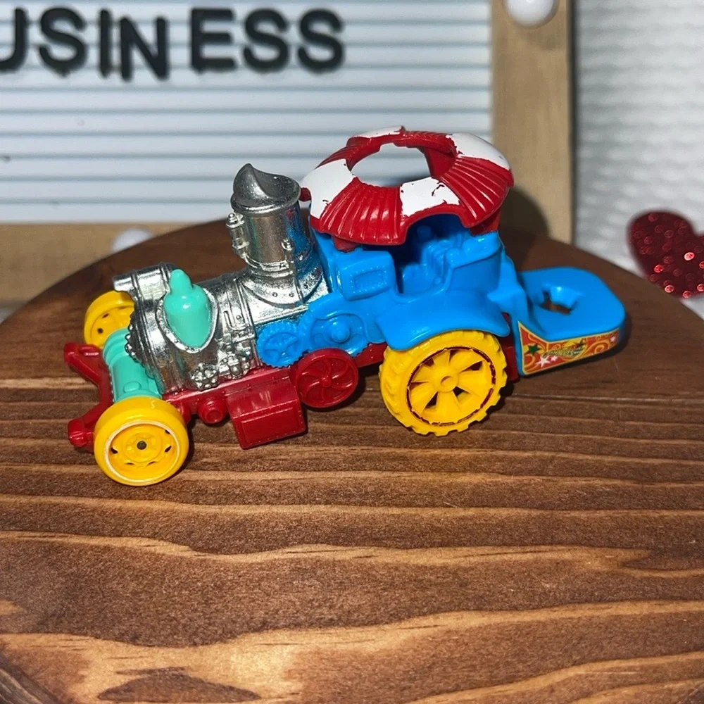 2017 Hot Wheels Car Nival Steamer
